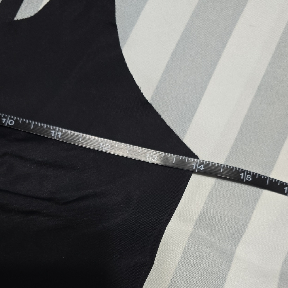 Sleek Black Women's Invisible Bra - Picture 2 of 4